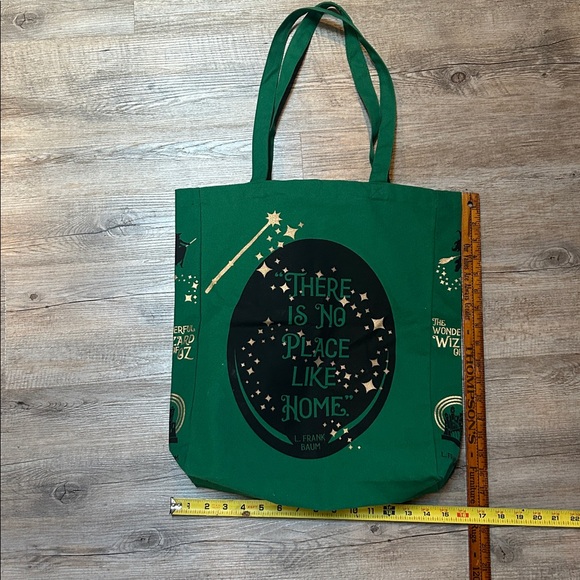 Barnes & Noble Canvas Tote Bag Green & Gold The wonderful Wizard of Oz -large - Picture 3 of 6